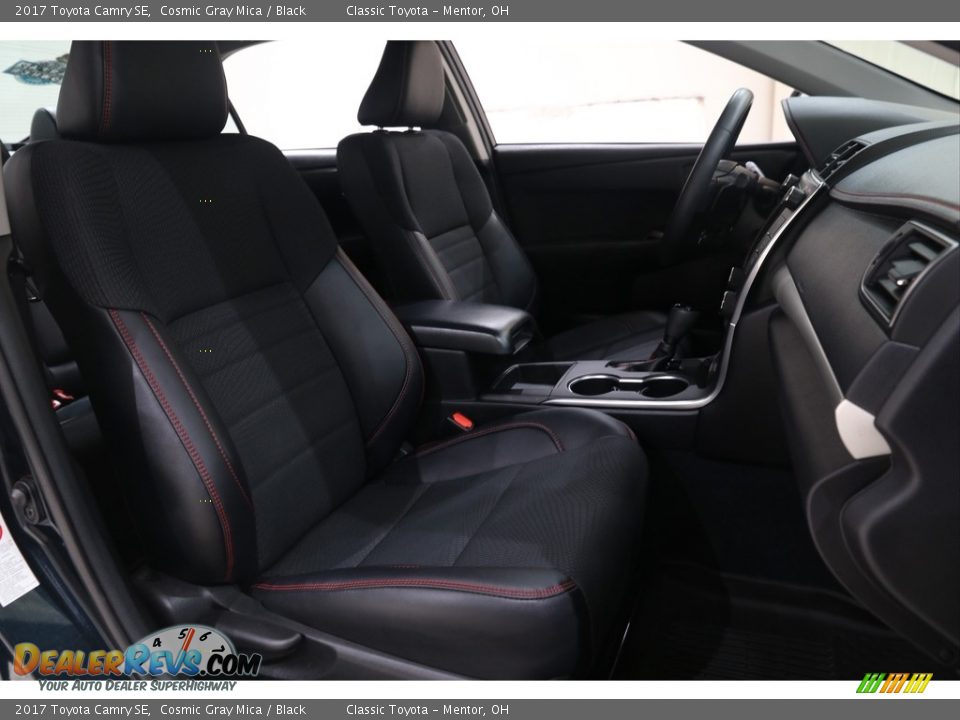 2017 Toyota Camry SE Cosmic Gray Mica / Black Photo #14