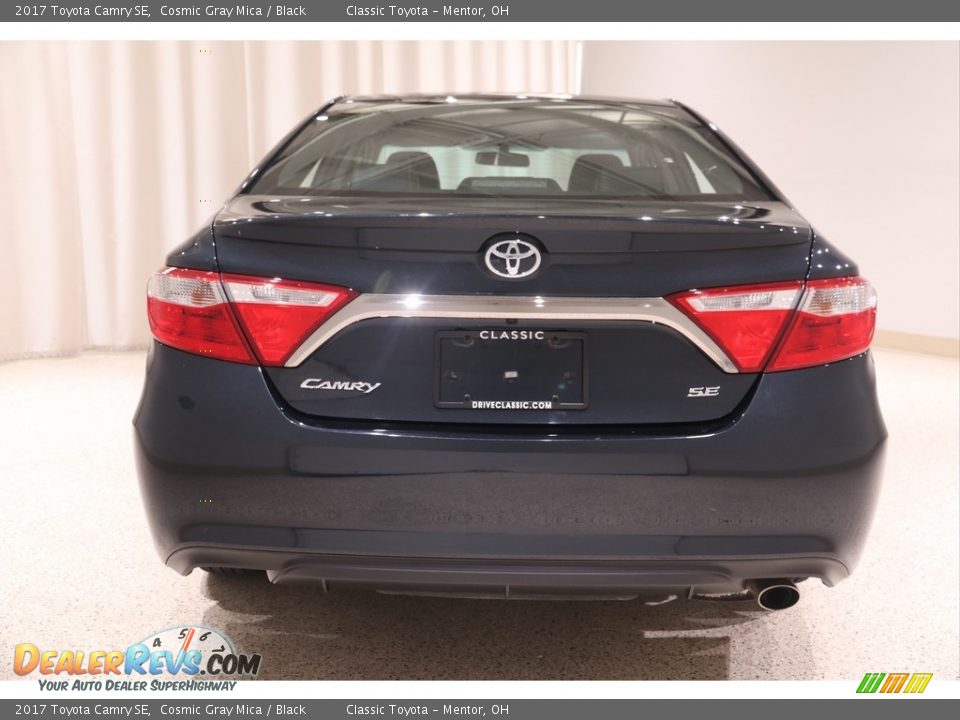 2017 Toyota Camry SE Cosmic Gray Mica / Black Photo #17