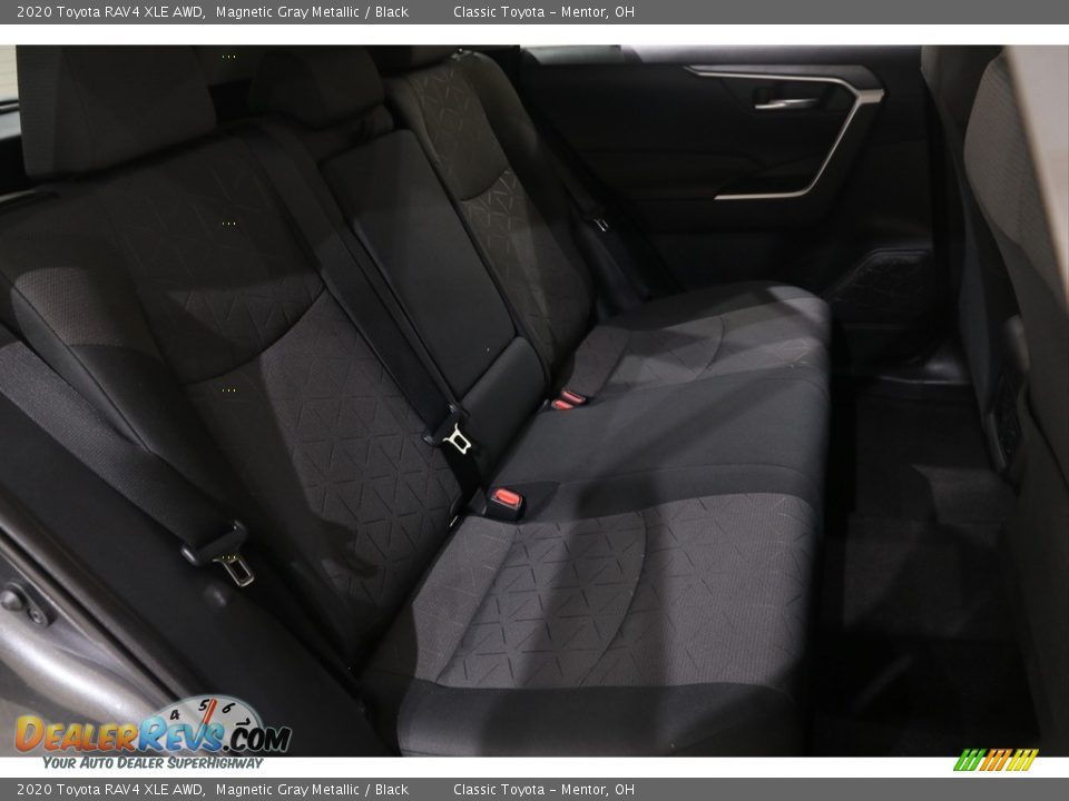 2020 Toyota RAV4 XLE AWD Magnetic Gray Metallic / Black Photo #16