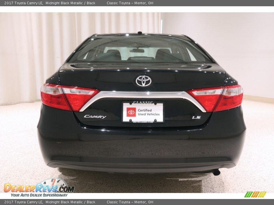 2017 Toyota Camry LE Midnight Black Metallic / Black Photo #17