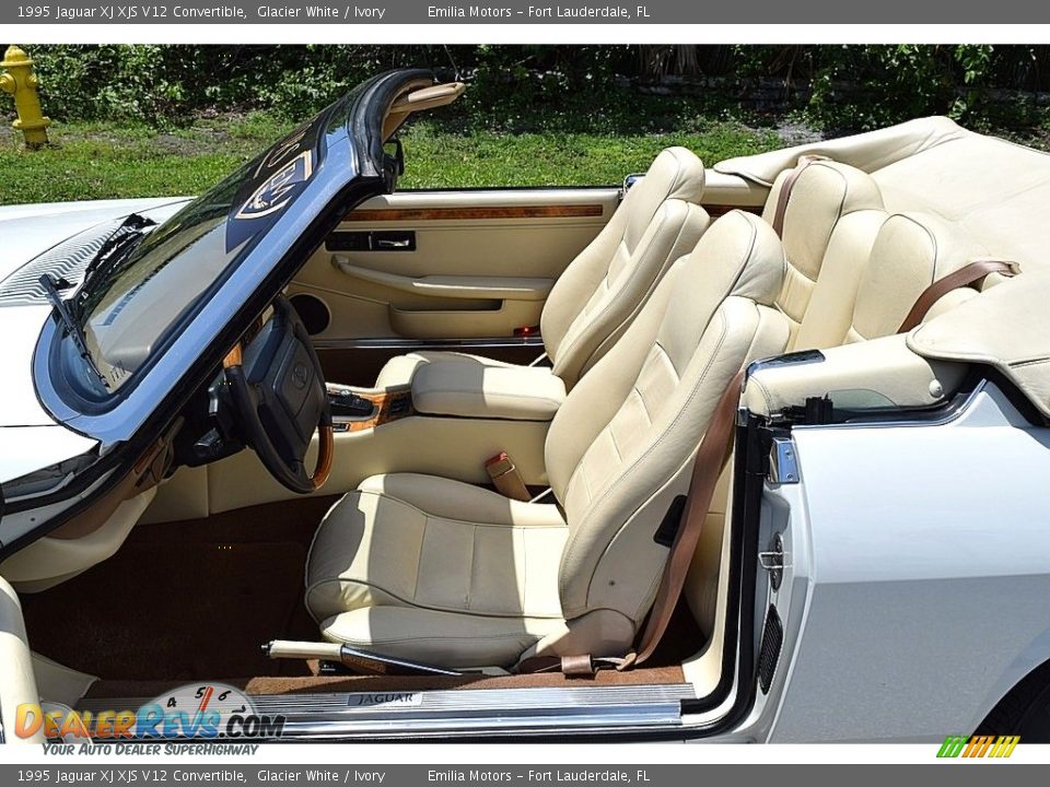 Front Seat of 1995 Jaguar XJ XJS V12 Convertible Photo #22