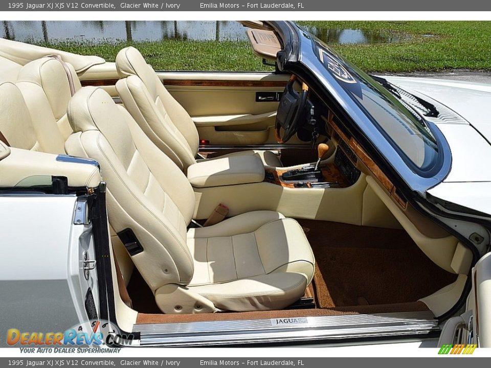 Front Seat of 1995 Jaguar XJ XJS V12 Convertible Photo #32