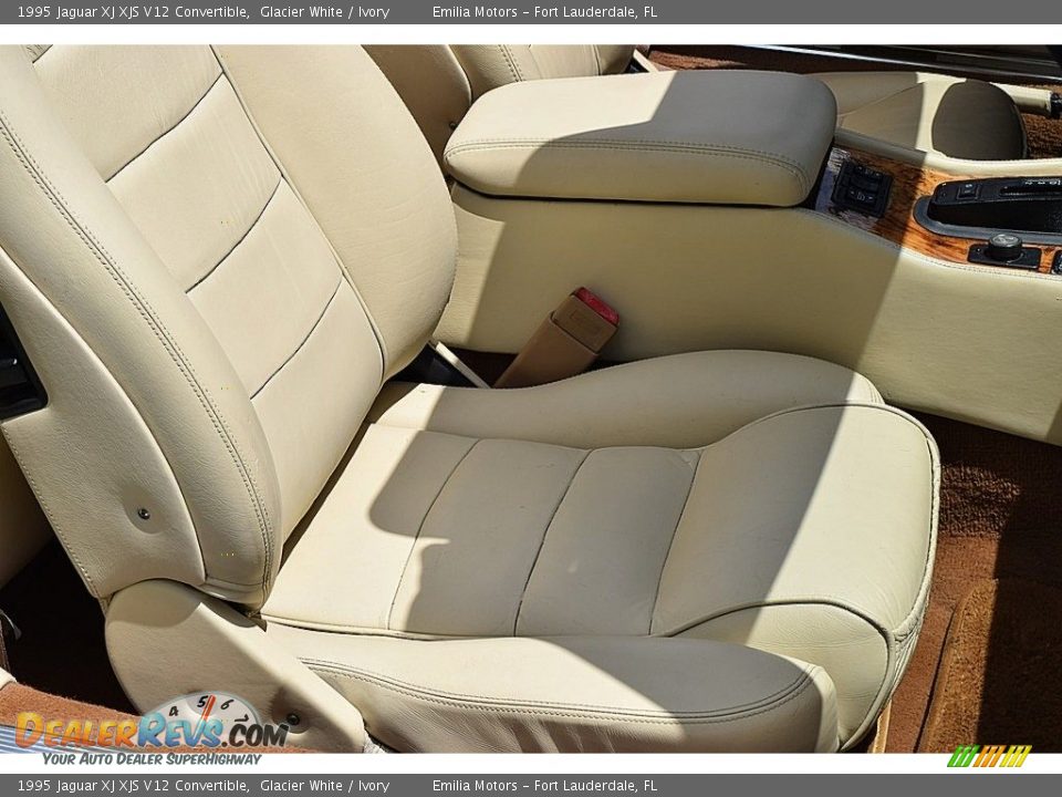 Front Seat of 1995 Jaguar XJ XJS V12 Convertible Photo #34