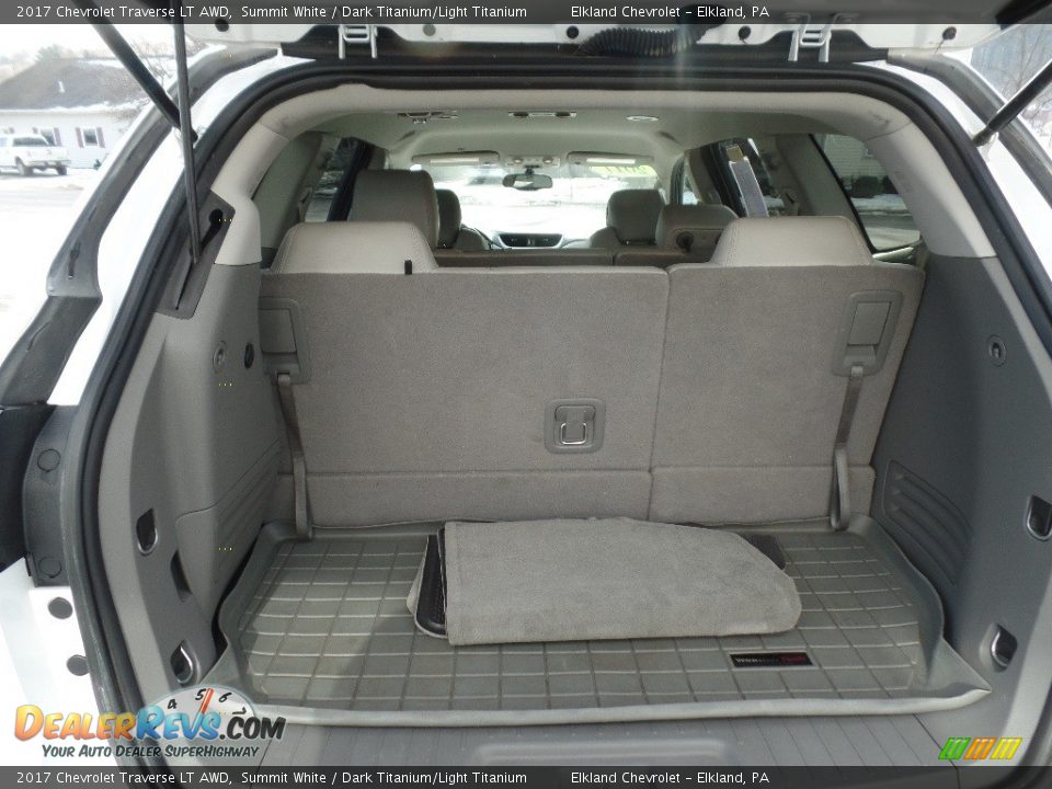 2017 Chevrolet Traverse LT AWD Summit White / Dark Titanium/Light Titanium Photo #14
