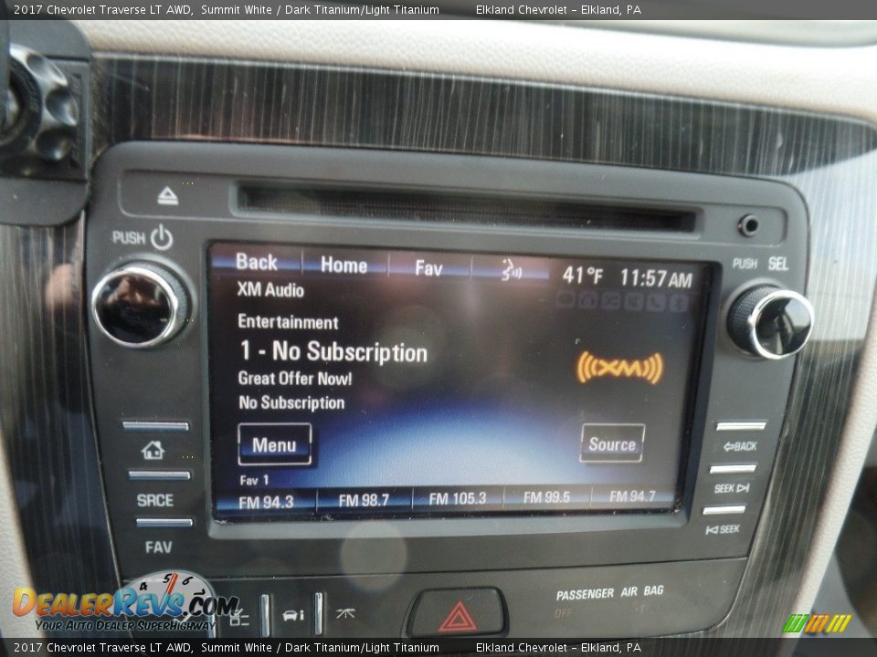 2017 Chevrolet Traverse LT AWD Summit White / Dark Titanium/Light Titanium Photo #28