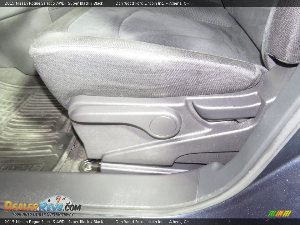2015 Nissan Rogue Select S AWD Super Black / Black Photo #18
