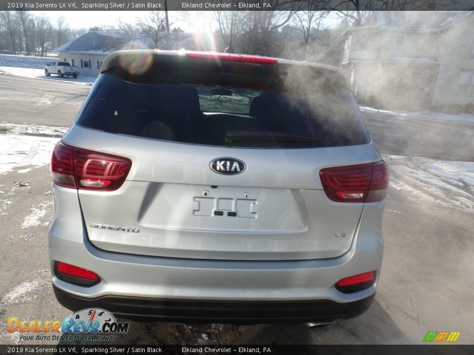 2019 Kia Sorento LX V6 Sparkling Silver / Satin Black Photo #8