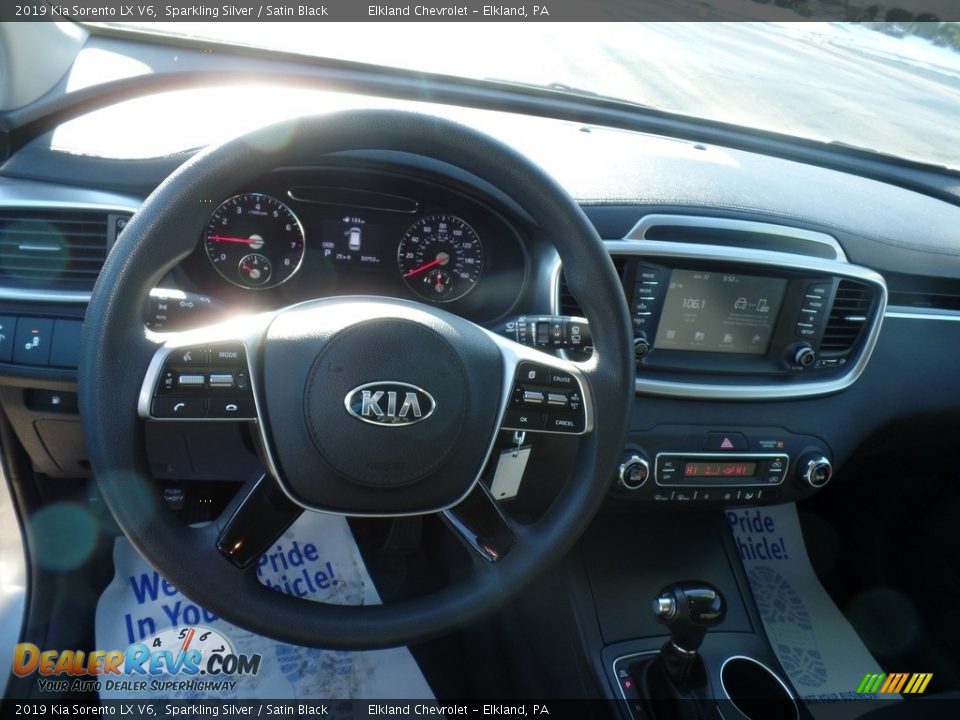 2019 Kia Sorento LX V6 Sparkling Silver / Satin Black Photo #18