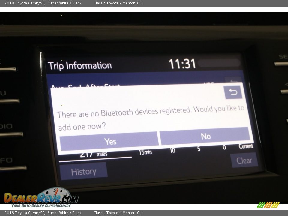 2018 Toyota Camry SE Super White / Black Photo #16