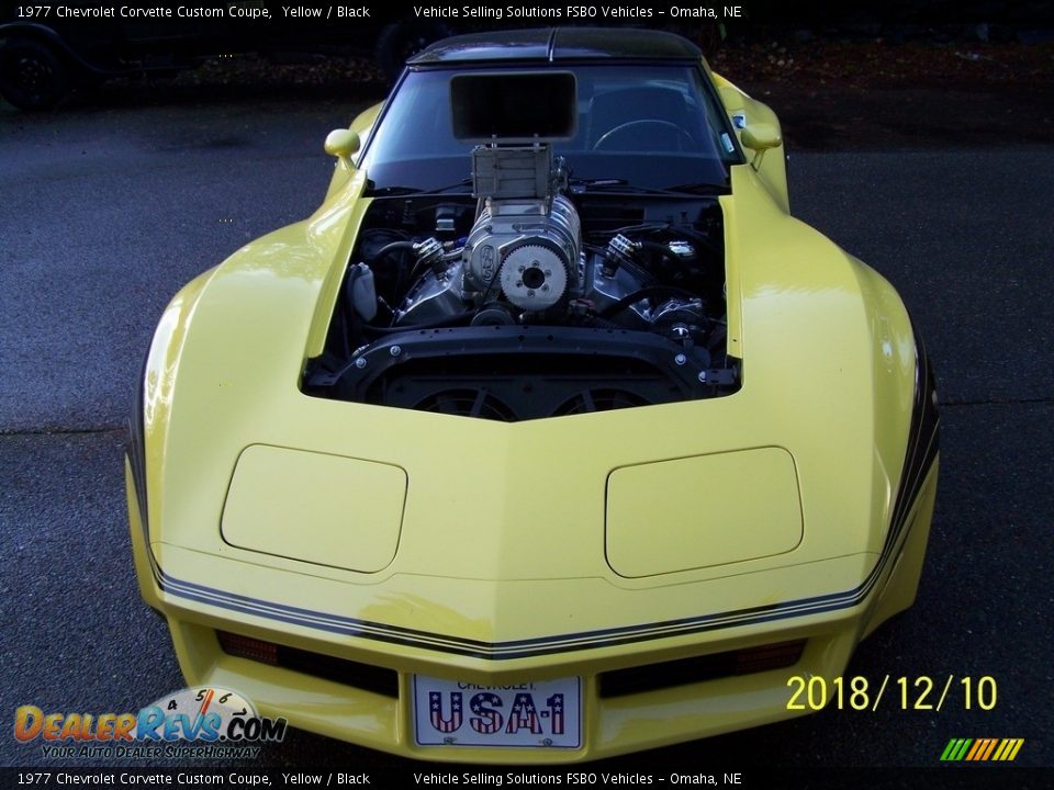 1977 Chevrolet Corvette Custom Coupe Yellow / Black Photo #7