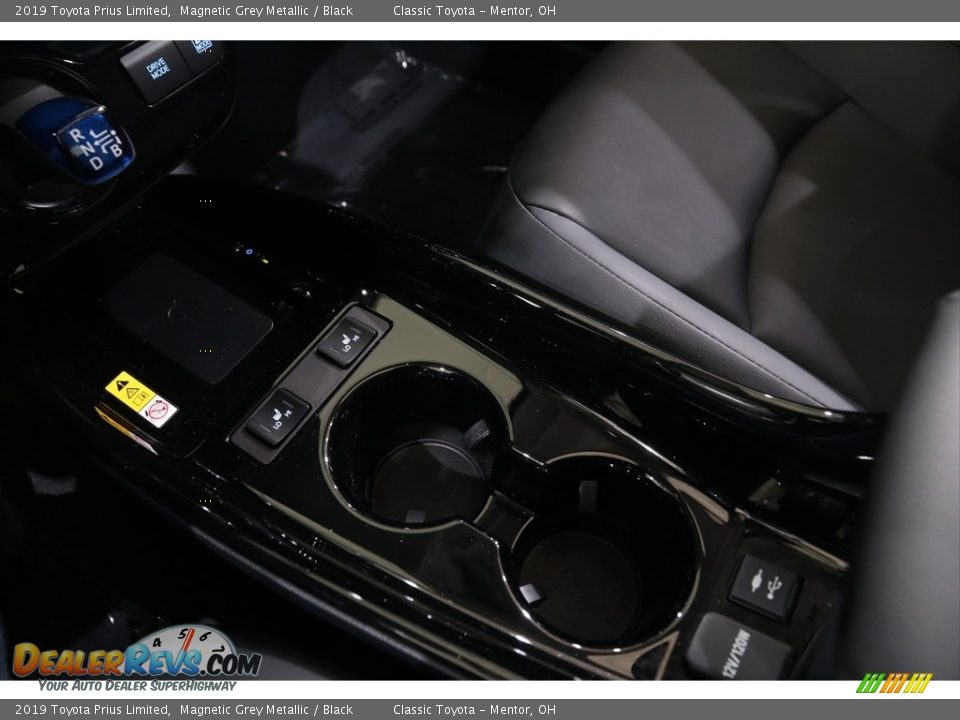 2019 Toyota Prius Limited Magnetic Grey Metallic / Black Photo #18
