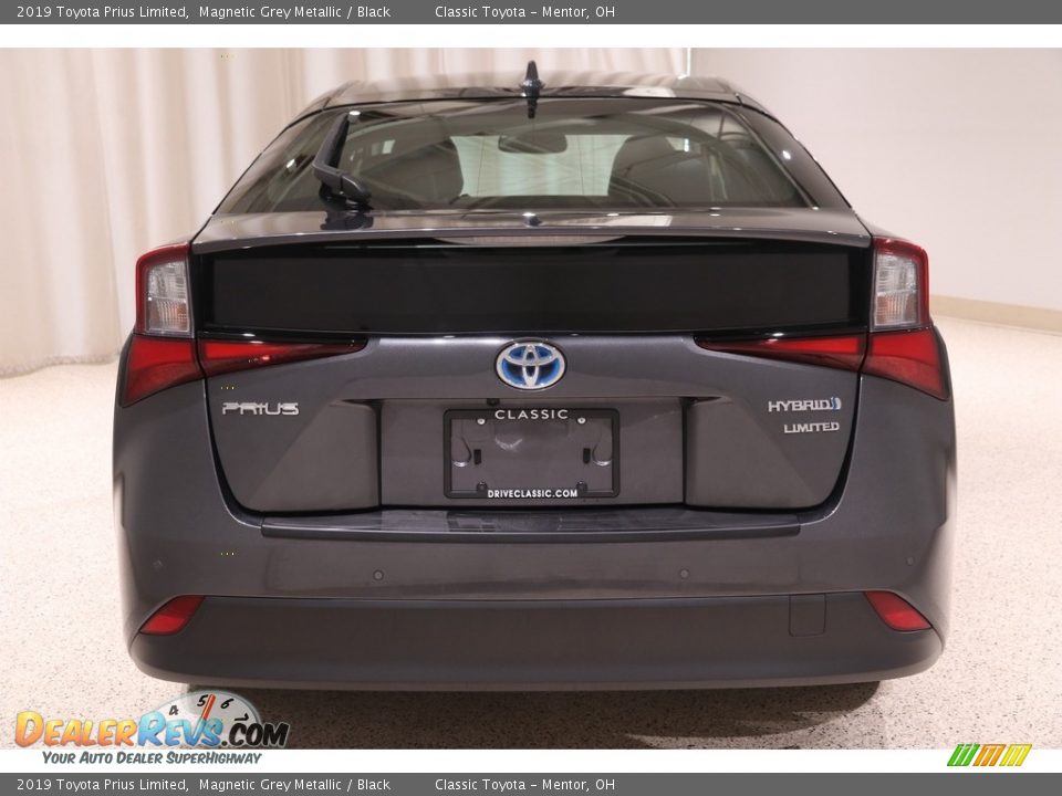 2019 Toyota Prius Limited Magnetic Grey Metallic / Black Photo #23