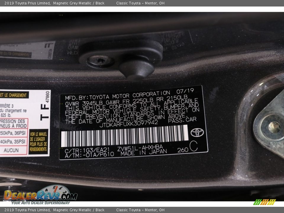 2019 Toyota Prius Limited Magnetic Grey Metallic / Black Photo #25