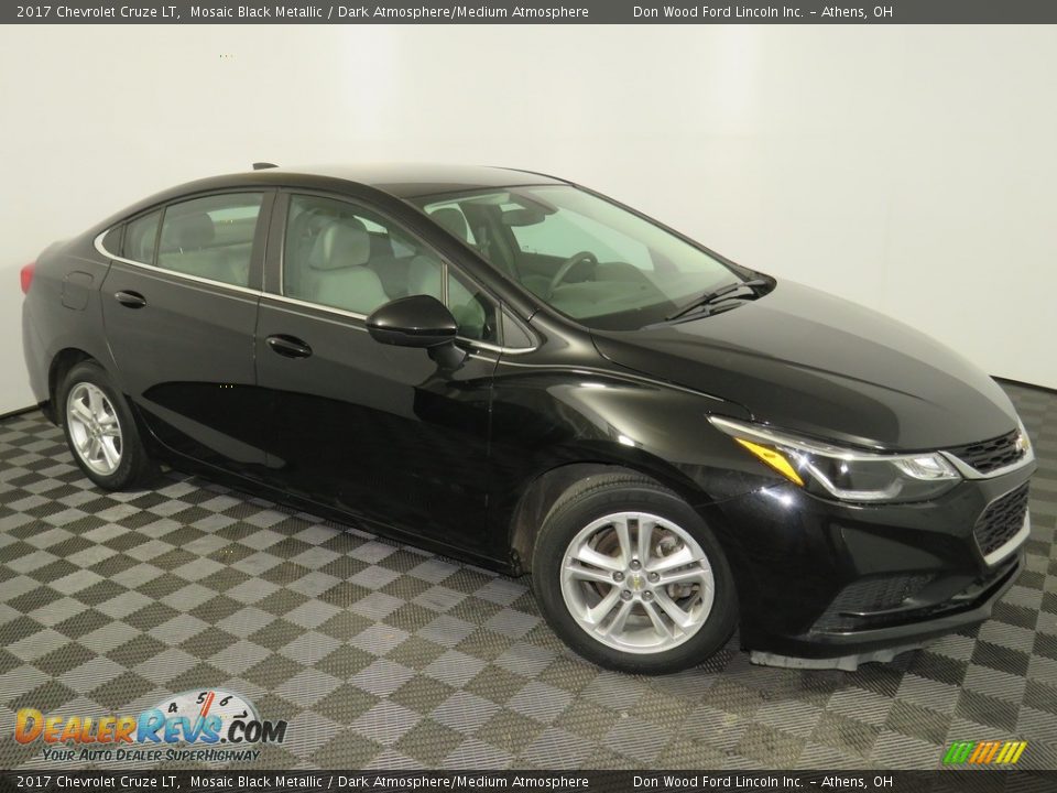 2017 Chevrolet Cruze LT Mosaic Black Metallic / Dark Atmosphere/Medium Atmosphere Photo #2