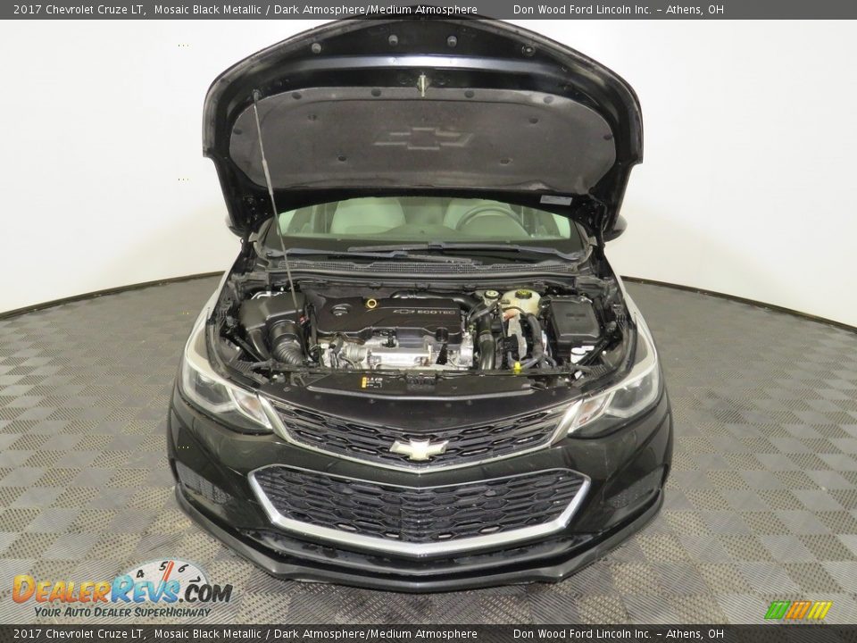 2017 Chevrolet Cruze LT Mosaic Black Metallic / Dark Atmosphere/Medium Atmosphere Photo #5