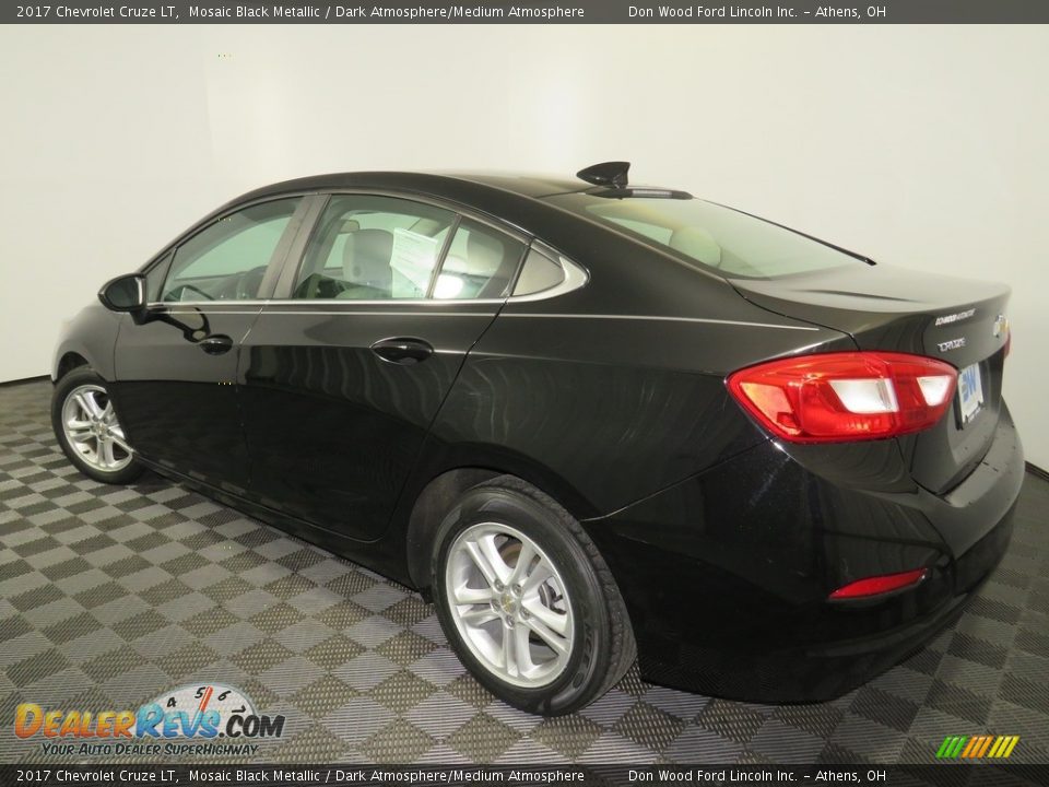 2017 Chevrolet Cruze LT Mosaic Black Metallic / Dark Atmosphere/Medium Atmosphere Photo #9