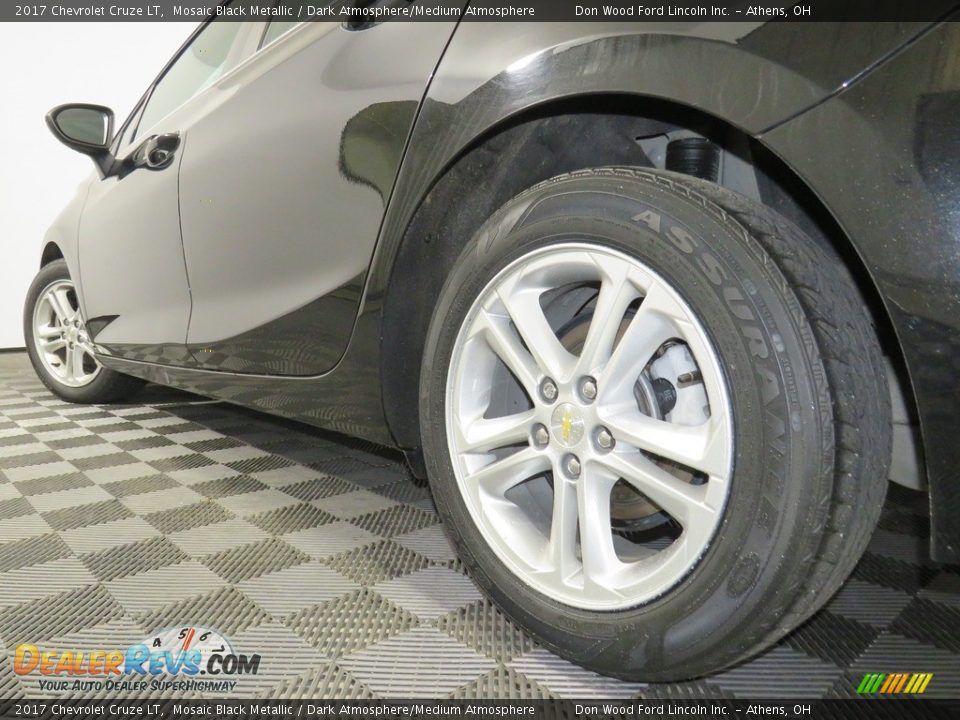 2017 Chevrolet Cruze LT Mosaic Black Metallic / Dark Atmosphere/Medium Atmosphere Photo #10