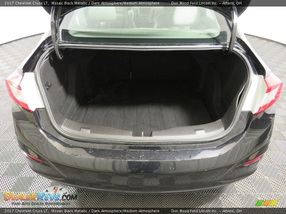 2017 Chevrolet Cruze LT Mosaic Black Metallic / Dark Atmosphere/Medium Atmosphere Photo #12