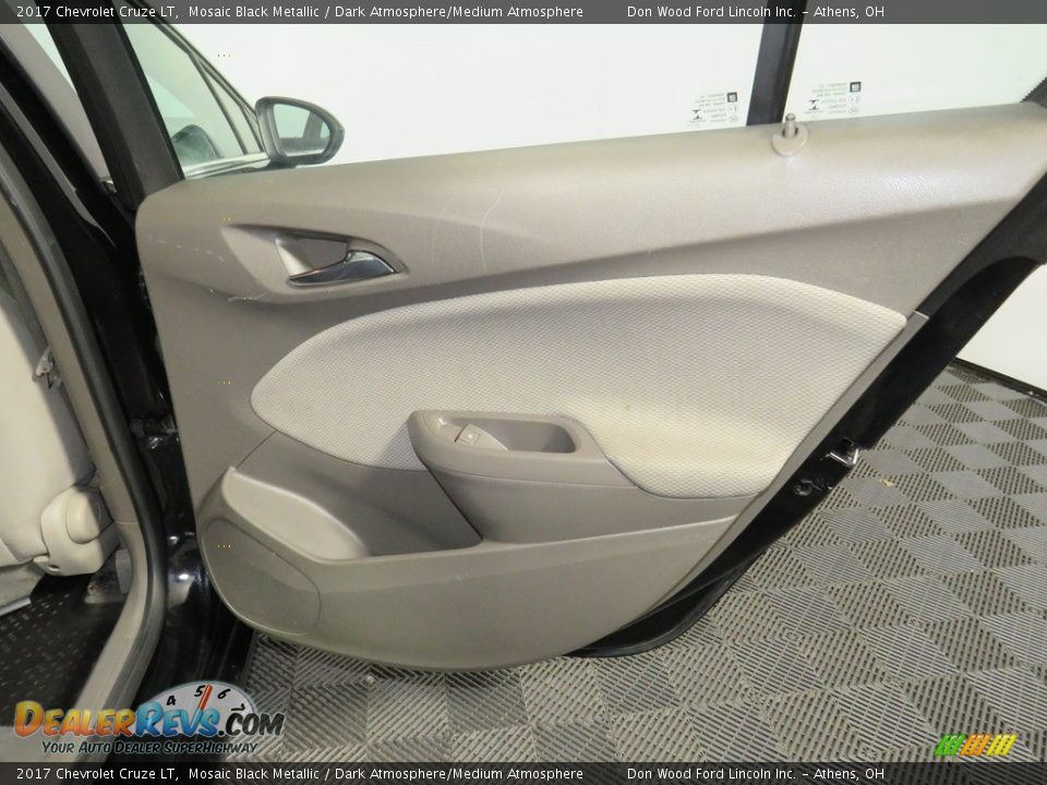 2017 Chevrolet Cruze LT Mosaic Black Metallic / Dark Atmosphere/Medium Atmosphere Photo #22