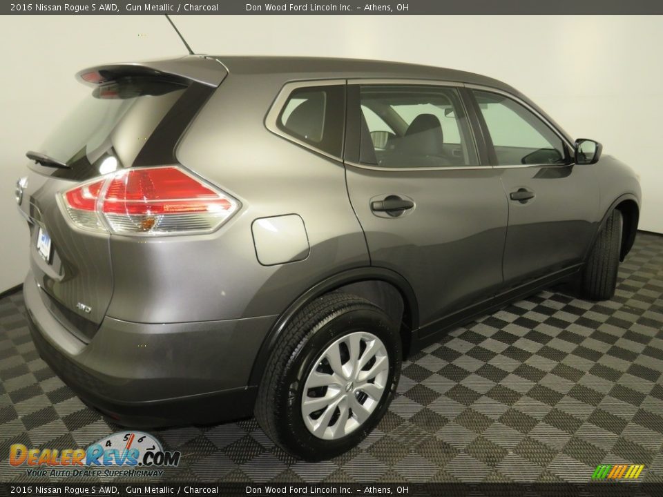 2016 Nissan Rogue S AWD Gun Metallic / Charcoal Photo #15