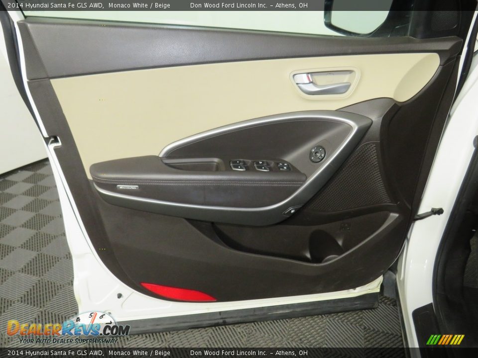 Door Panel of 2014 Hyundai Santa Fe GLS AWD Photo #17