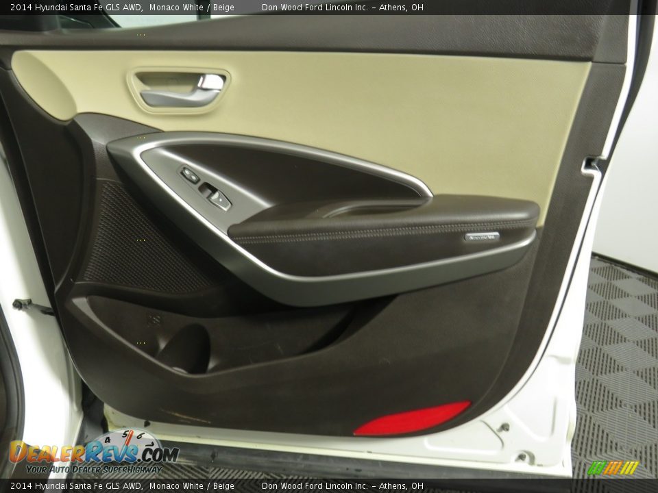 Door Panel of 2014 Hyundai Santa Fe GLS AWD Photo #25