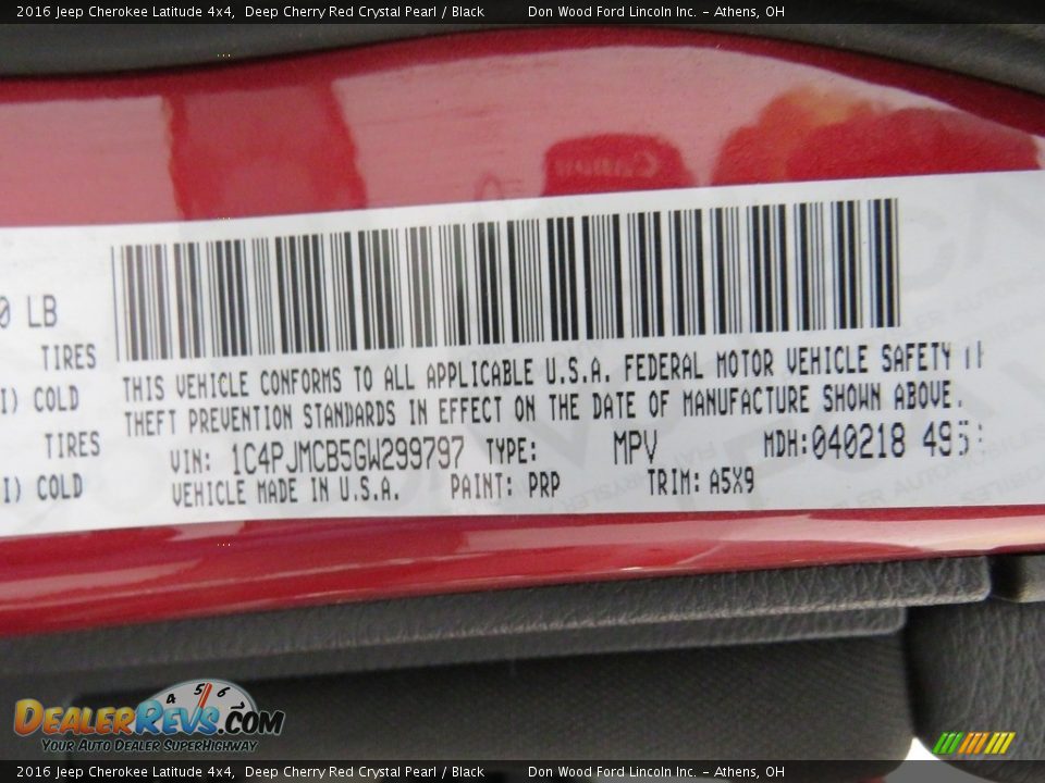 2016 Jeep Cherokee Latitude 4x4 Deep Cherry Red Crystal Pearl / Black Photo #34