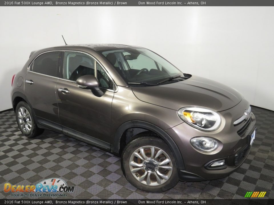 Front 3/4 View of 2016 Fiat 500X Lounge AWD Photo #2