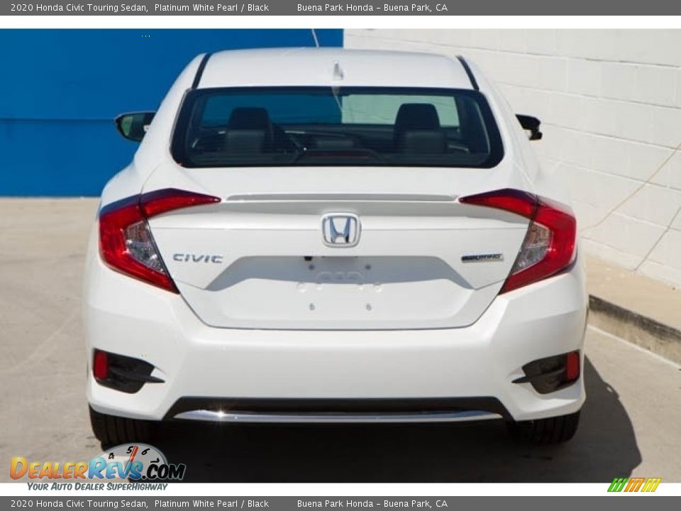 2020 Honda Civic Touring Sedan Platinum White Pearl / Black Photo #5