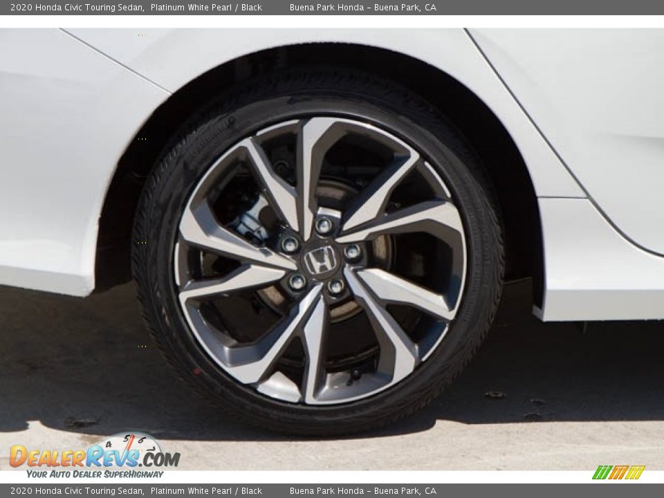 2020 Honda Civic Touring Sedan Platinum White Pearl / Black Photo #10