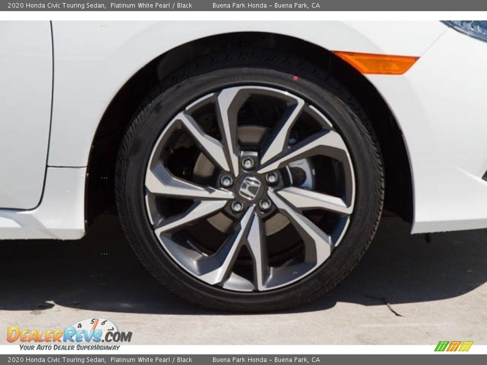 2020 Honda Civic Touring Sedan Platinum White Pearl / Black Photo #11