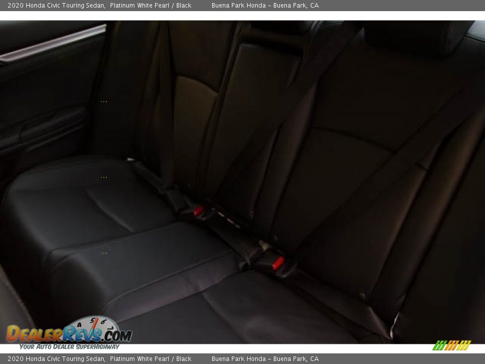2020 Honda Civic Touring Sedan Platinum White Pearl / Black Photo #26