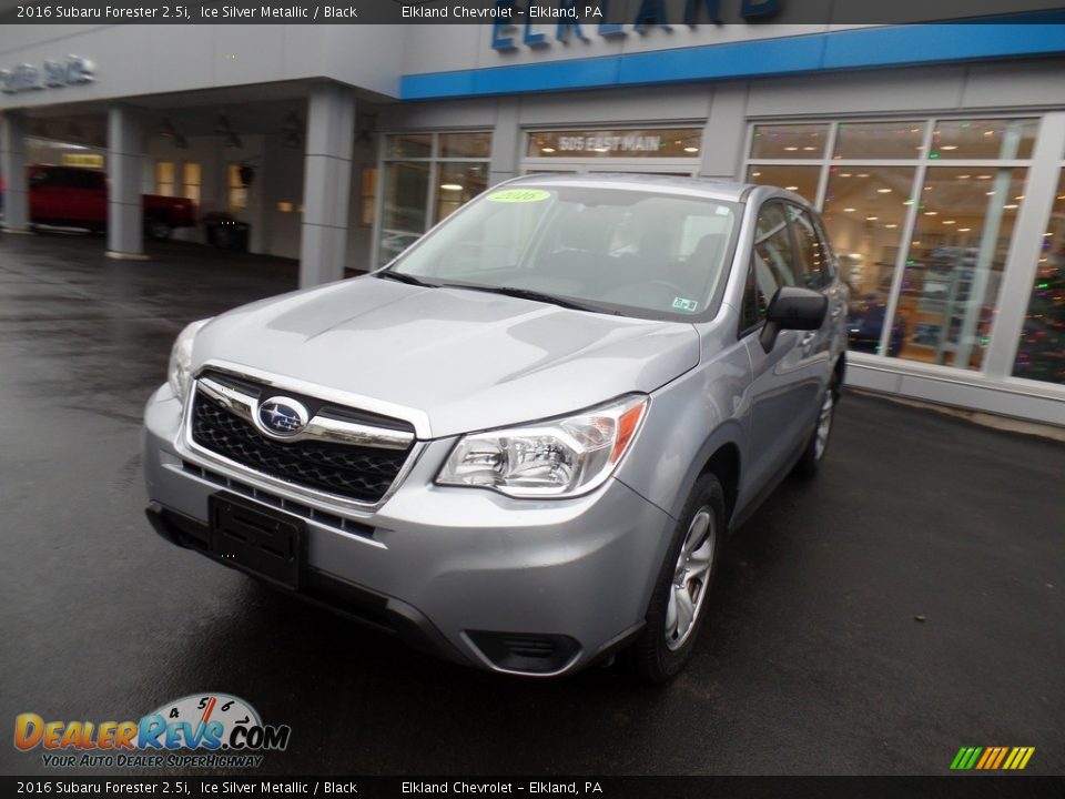 2016 Subaru Forester 2.5i Ice Silver Metallic / Black Photo #2