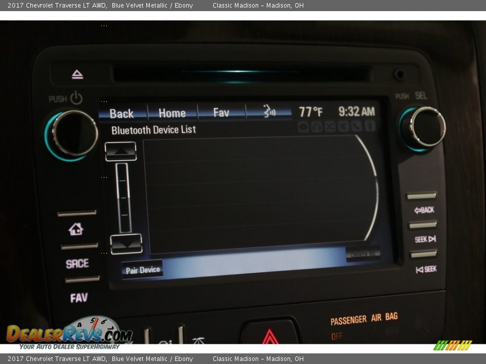 2017 Chevrolet Traverse LT AWD Blue Velvet Metallic / Ebony Photo #16
