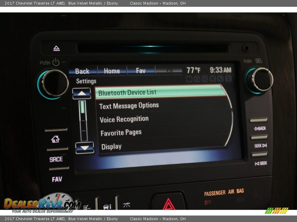 2017 Chevrolet Traverse LT AWD Blue Velvet Metallic / Ebony Photo #17