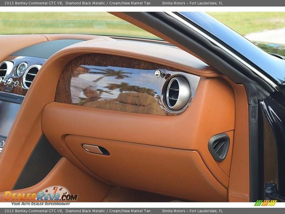 2013 Bentley Continental GTC V8 Diamond Black Metallic / Cream/New Market Tan Photo #31