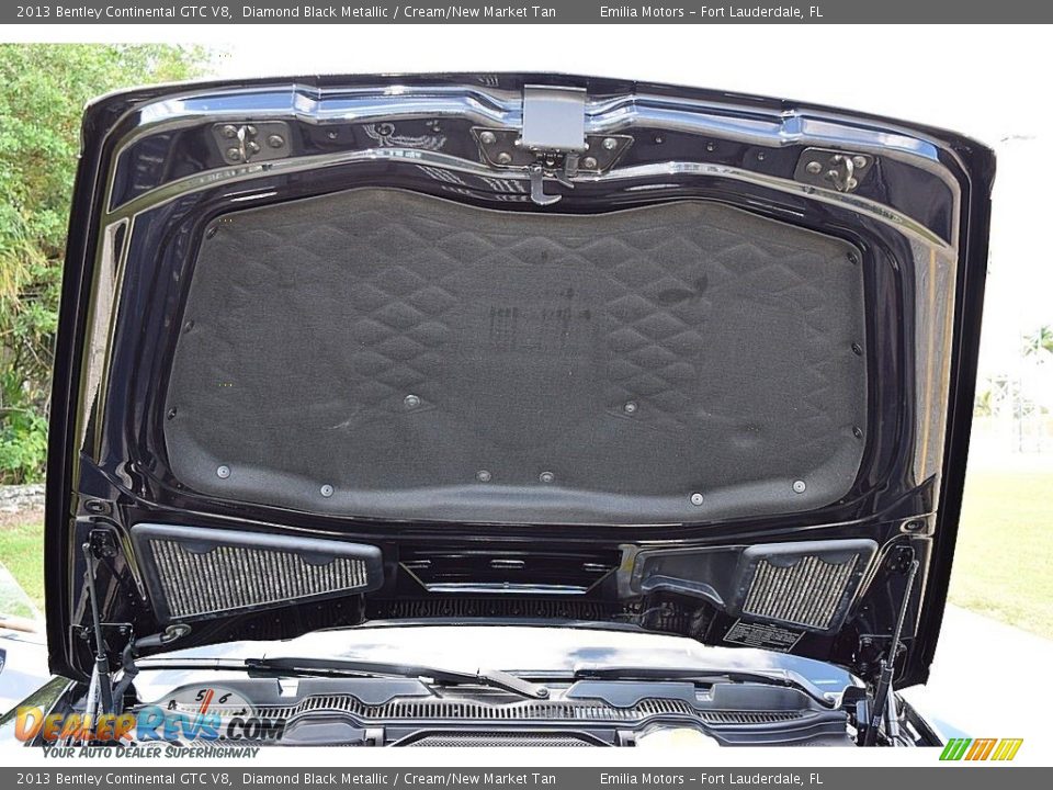 2013 Bentley Continental GTC V8 Diamond Black Metallic / Cream/New Market Tan Photo #45