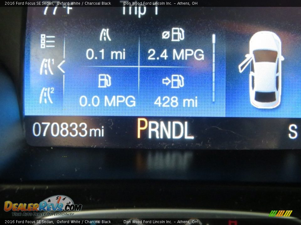 2016 Ford Focus SE Sedan Oxford White / Charcoal Black Photo #28
