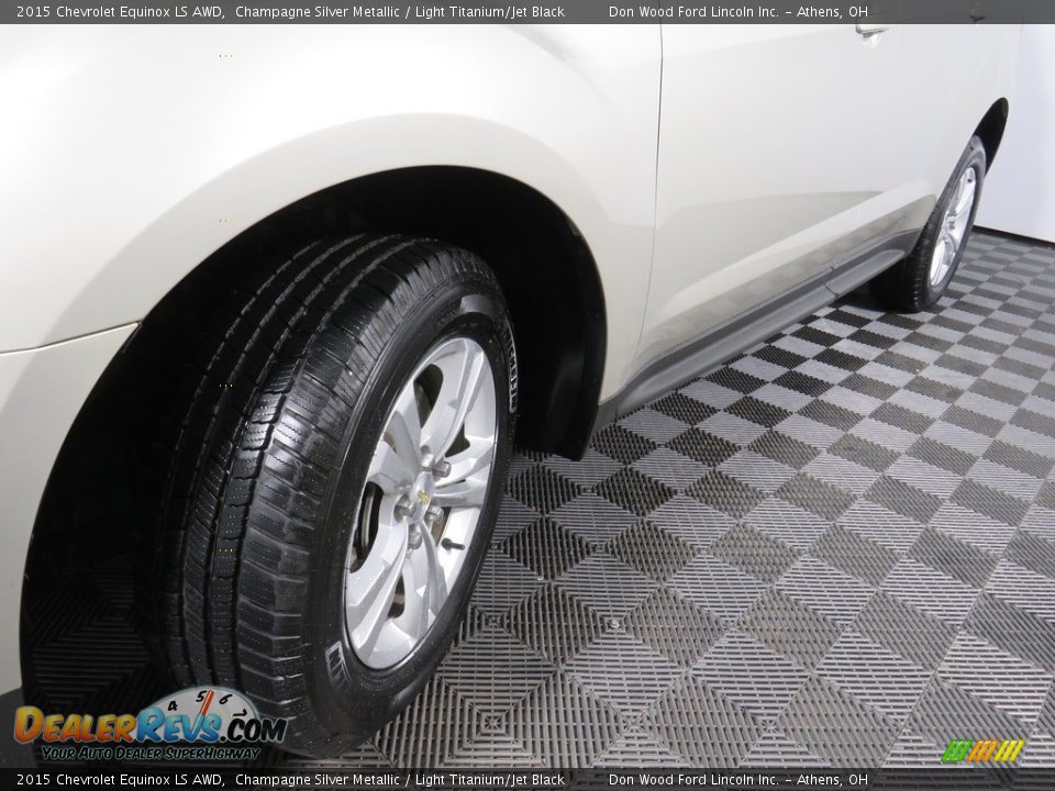 2015 Chevrolet Equinox LS AWD Champagne Silver Metallic / Light Titanium/Jet Black Photo #8