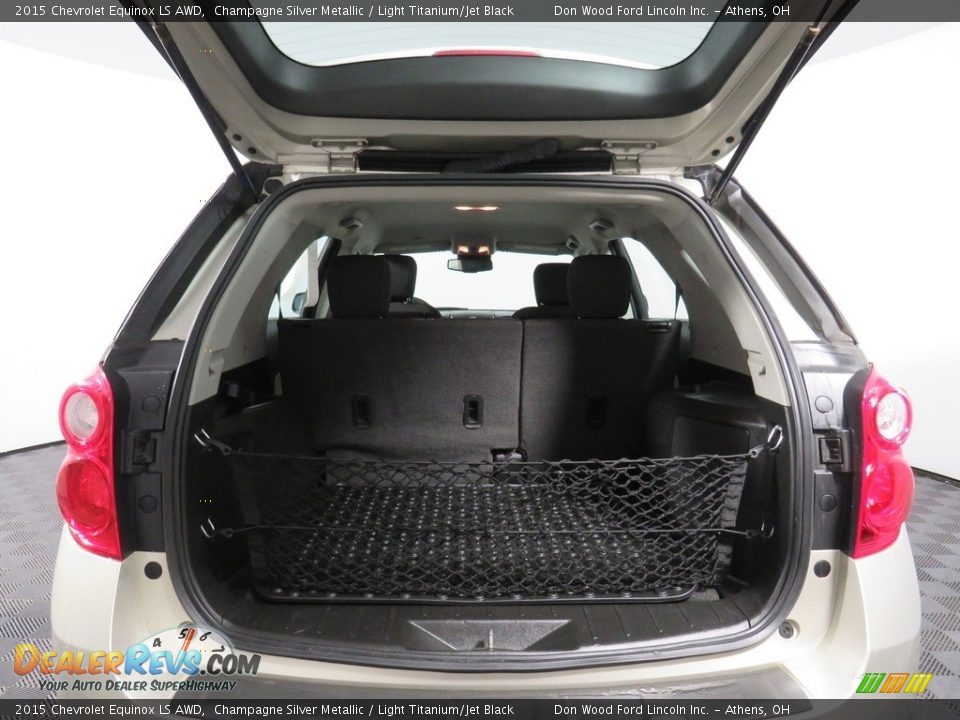 2015 Chevrolet Equinox LS AWD Champagne Silver Metallic / Light Titanium/Jet Black Photo #12