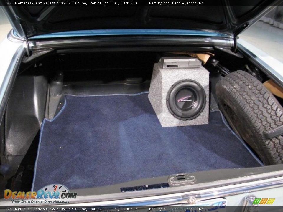 1971 Mercedes-Benz S Class 280SE 3.5 Coupe Robins Egg Blue / Dark Blue Photo #17