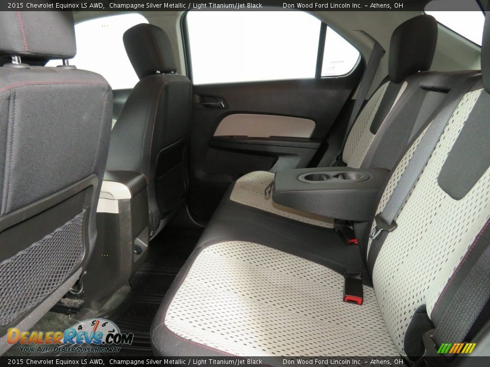2015 Chevrolet Equinox LS AWD Champagne Silver Metallic / Light Titanium/Jet Black Photo #31