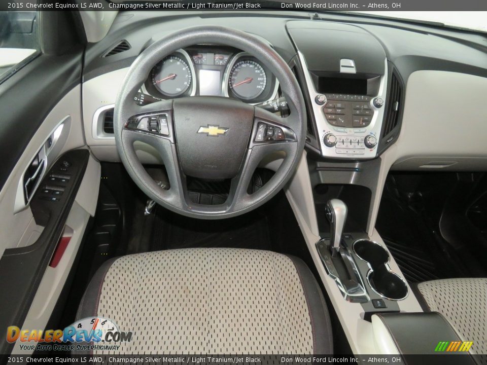 2015 Chevrolet Equinox LS AWD Champagne Silver Metallic / Light Titanium/Jet Black Photo #32