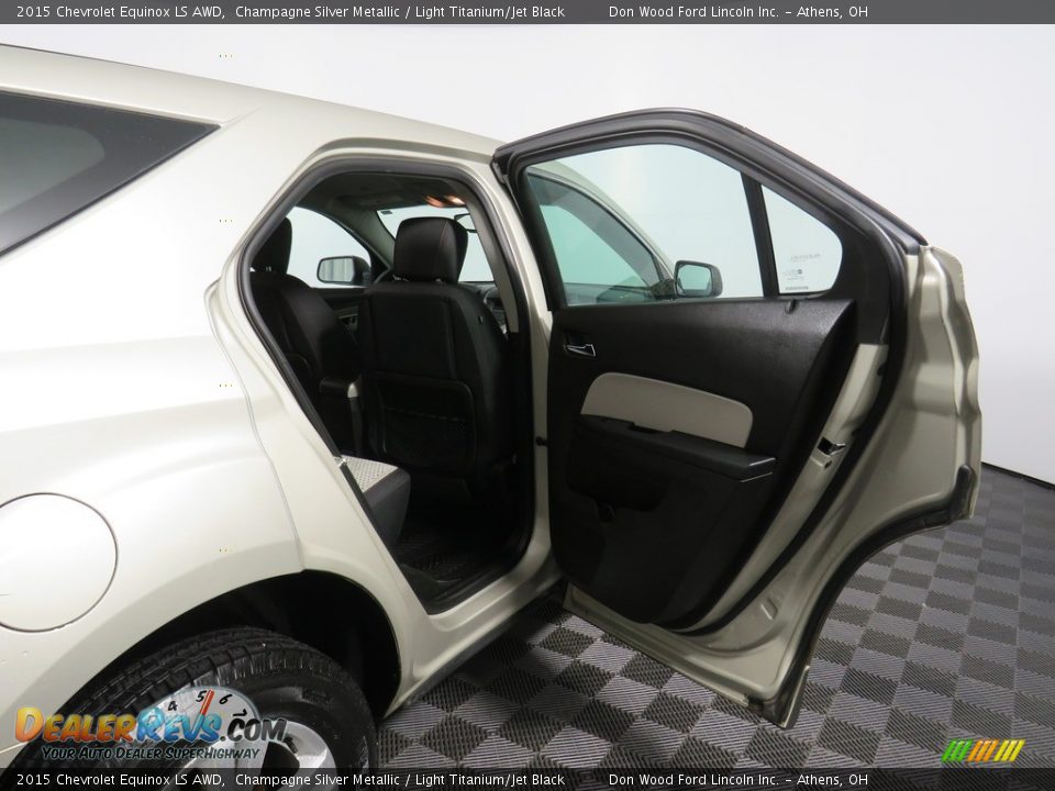2015 Chevrolet Equinox LS AWD Champagne Silver Metallic / Light Titanium/Jet Black Photo #33