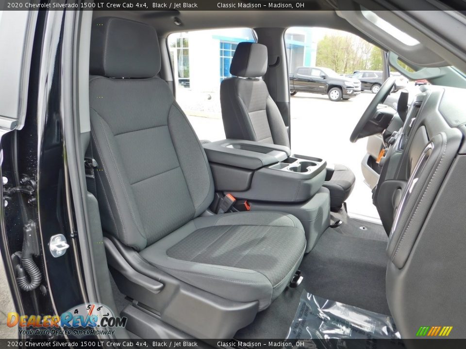 2020 Chevrolet Silverado 1500 LT Crew Cab 4x4 Black / Jet Black Photo #22