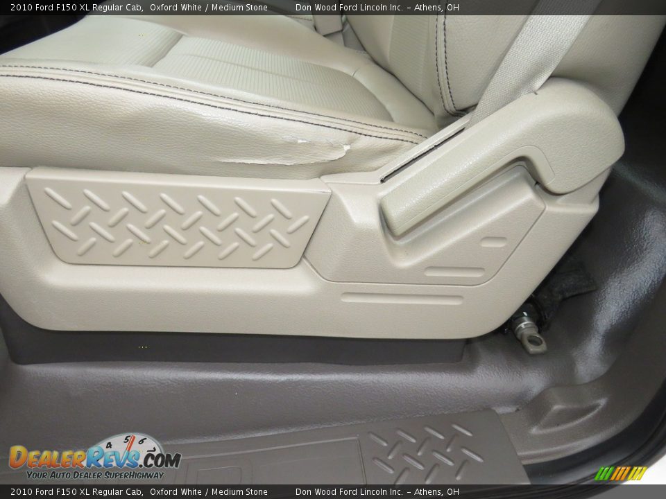 2010 Ford F150 XL Regular Cab Oxford White / Medium Stone Photo #16