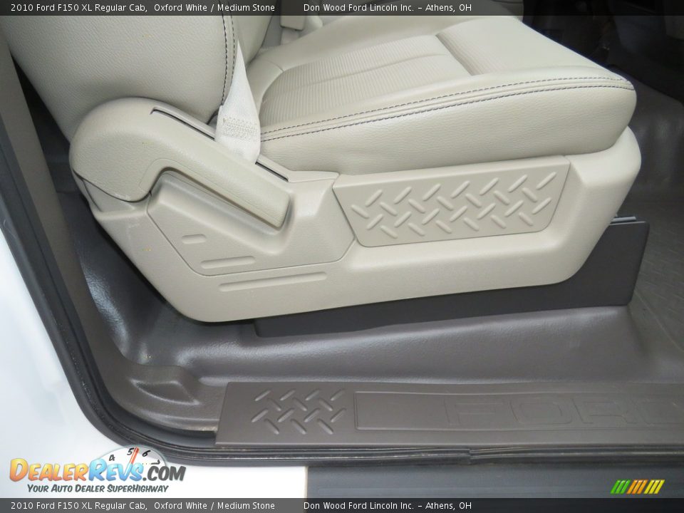 2010 Ford F150 XL Regular Cab Oxford White / Medium Stone Photo #19