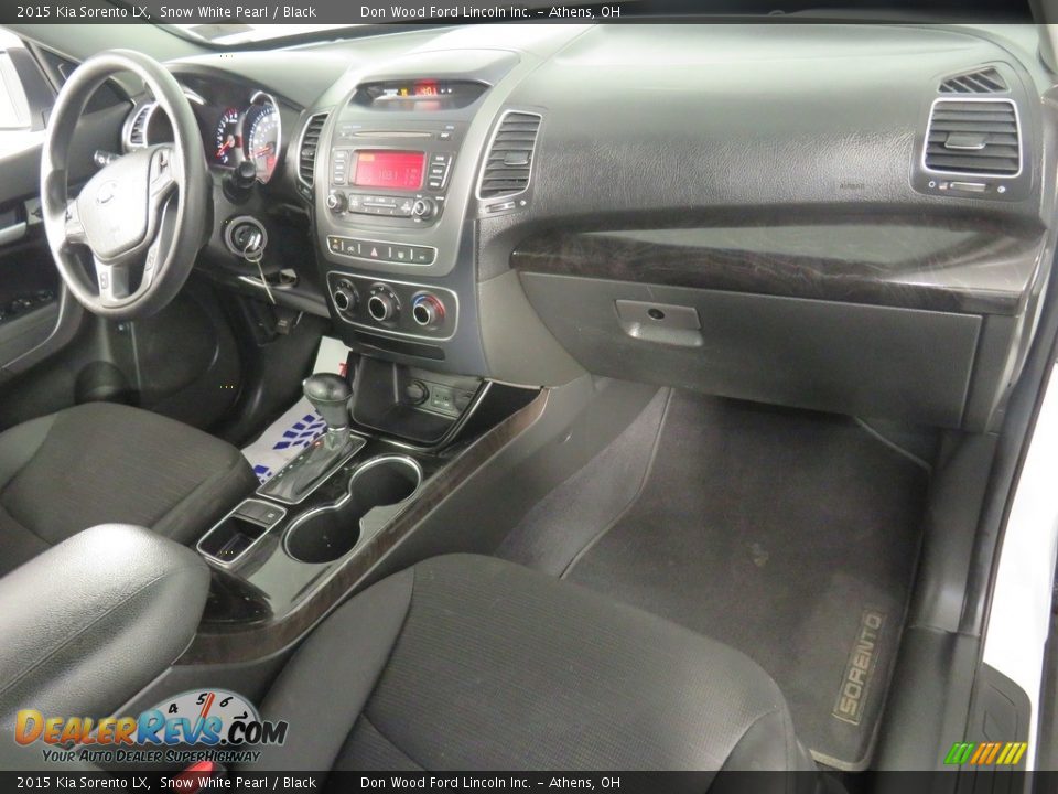 2015 Kia Sorento LX Snow White Pearl / Black Photo #27