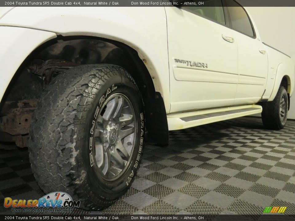 2004 Toyota Tundra SR5 Double Cab 4x4 Natural White / Oak Photo #8