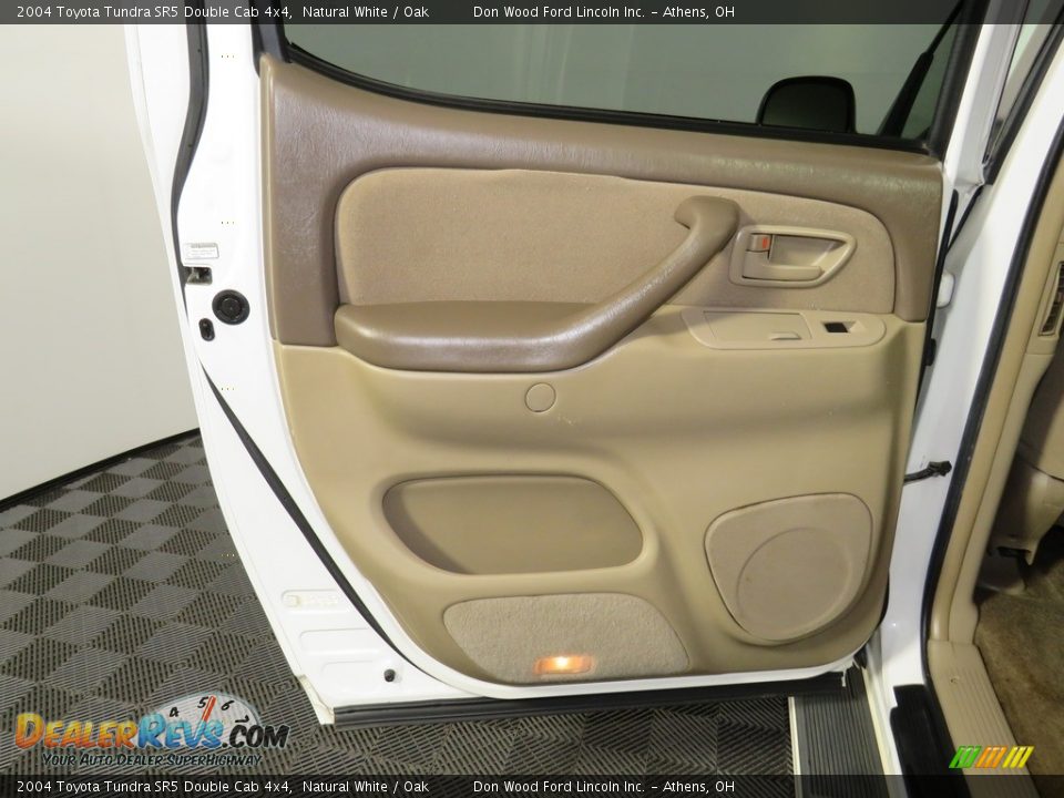 2004 Toyota Tundra SR5 Double Cab 4x4 Natural White / Oak Photo #19